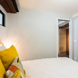 Apartment Charming - Marais Quarter - 6p - 2bdr - Center Of, Paris