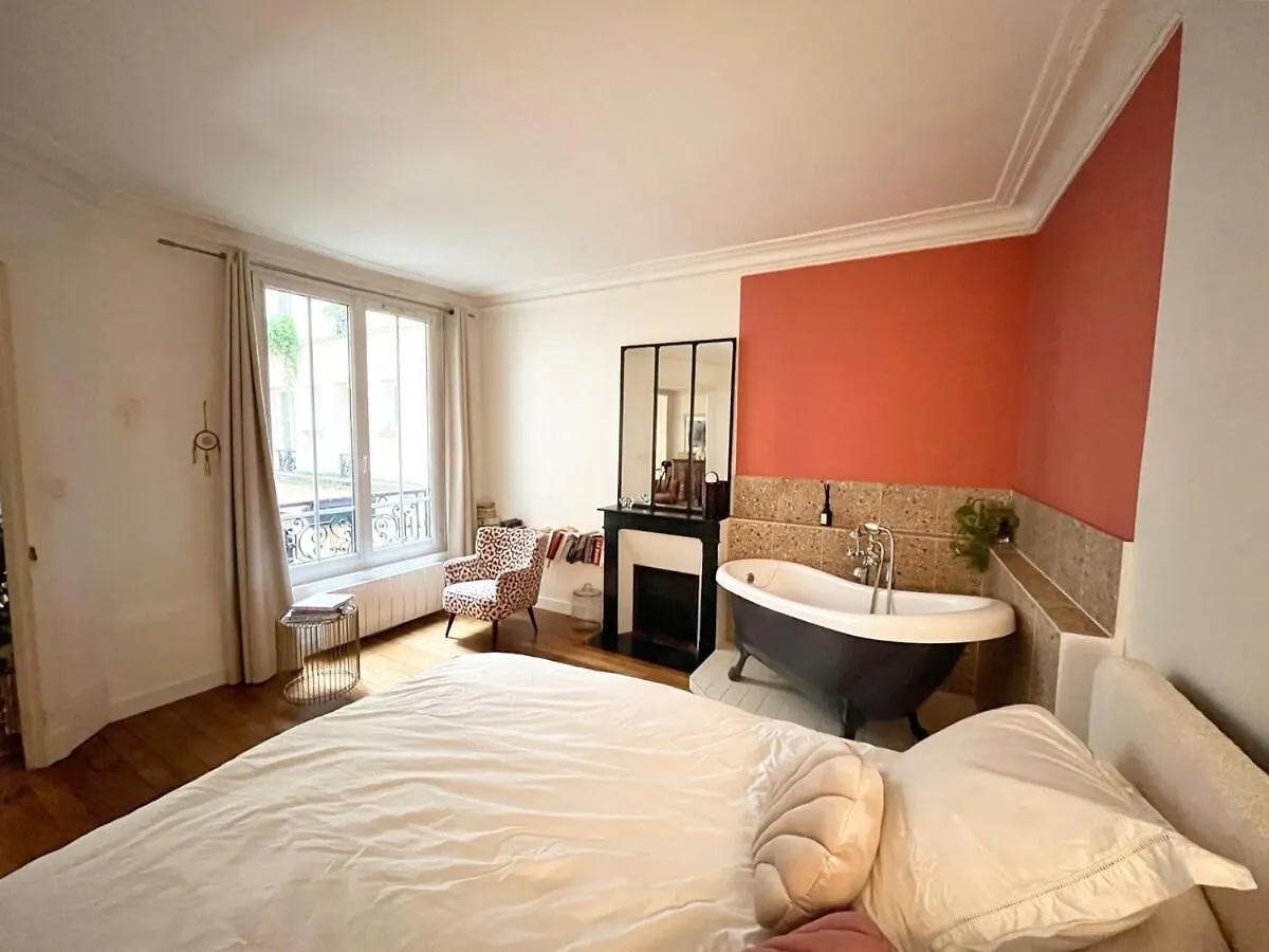 Appartement Neuf Au Coeur Du Marais Paris Apartment