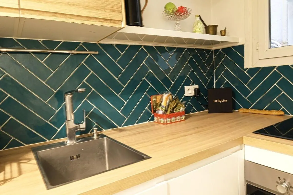 Appartement Neuf Au Coeur Du Marais Paris Apartment